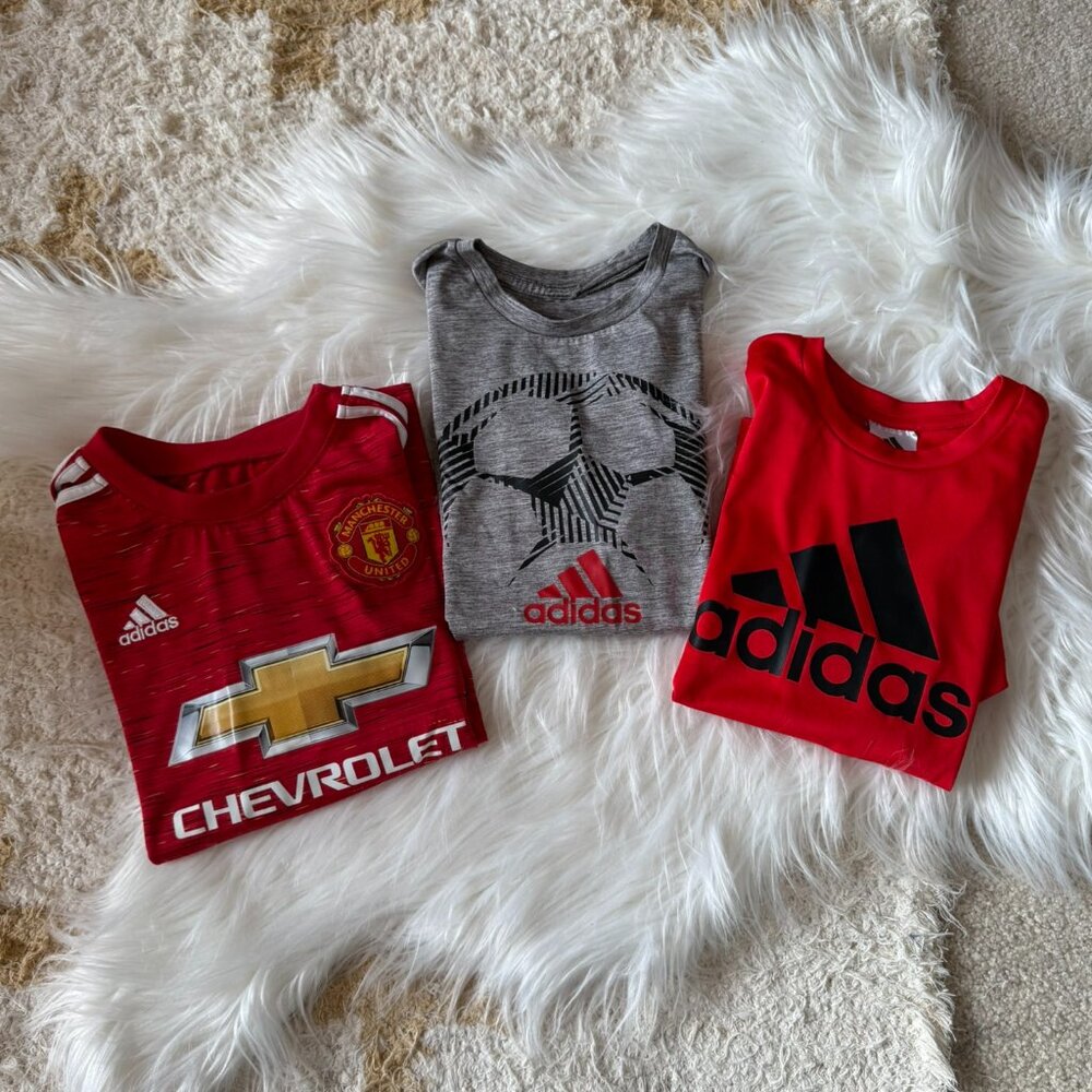 Adidas Manchester United Soccer Athletic T-Shirt Bundle S